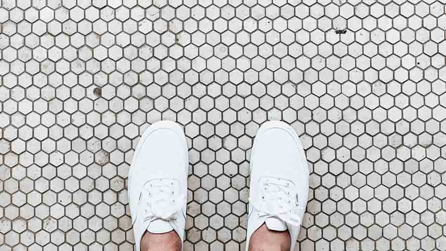 bathroom floor cleaning