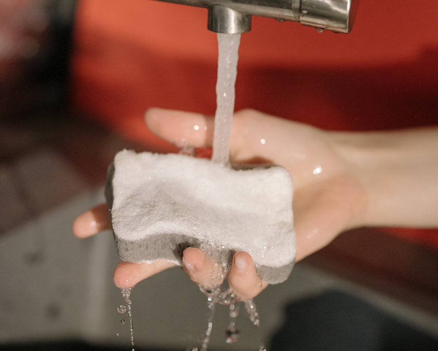 best way to clean kitchen sink