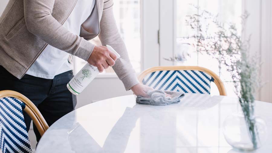 cleaning countertops